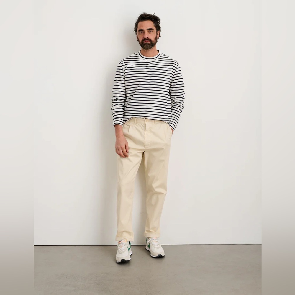 Alex Mill Standard Pleated Pant in Chino